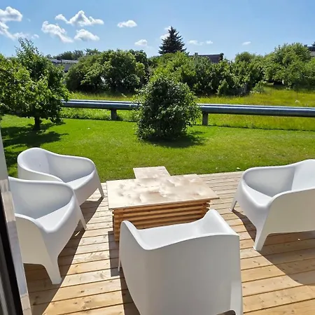 Pihtla Poik Kuelalistemaja #1 Apartment *