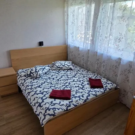 Pihtla Poik Kuelalistemaja #1