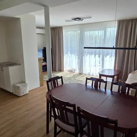 Appartement Pihtla Poik Kuelalistemaja #1